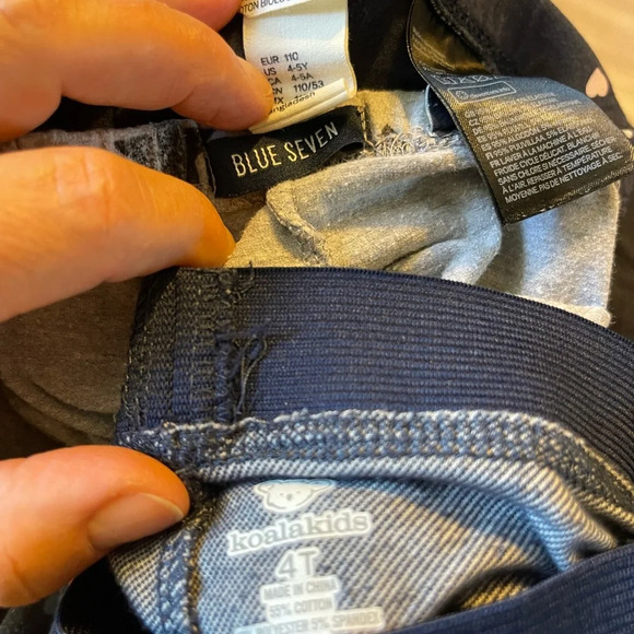 Set of 14 girls clothes skirts,dress,sweaters, sweatshirt leggings size 4 - Picture 12 of 13